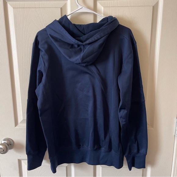 Nike UNH Wildcats sweatshirt - Picture 2 of 3